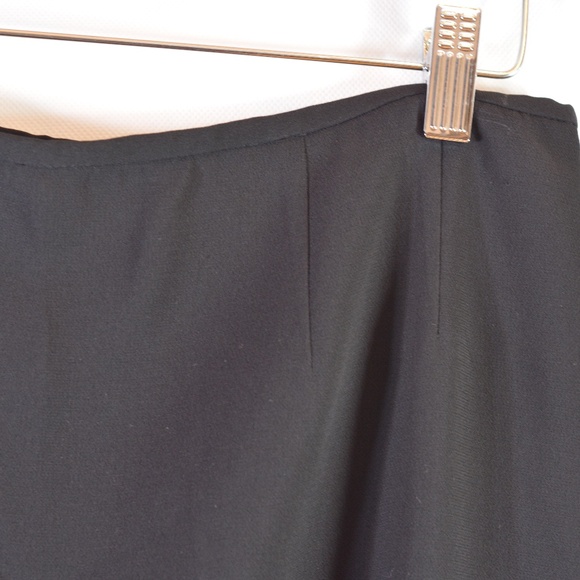 Black embroidered two pice Skirt/Jacket Suit SZ 14 John Meyer - Picture 9 of 10